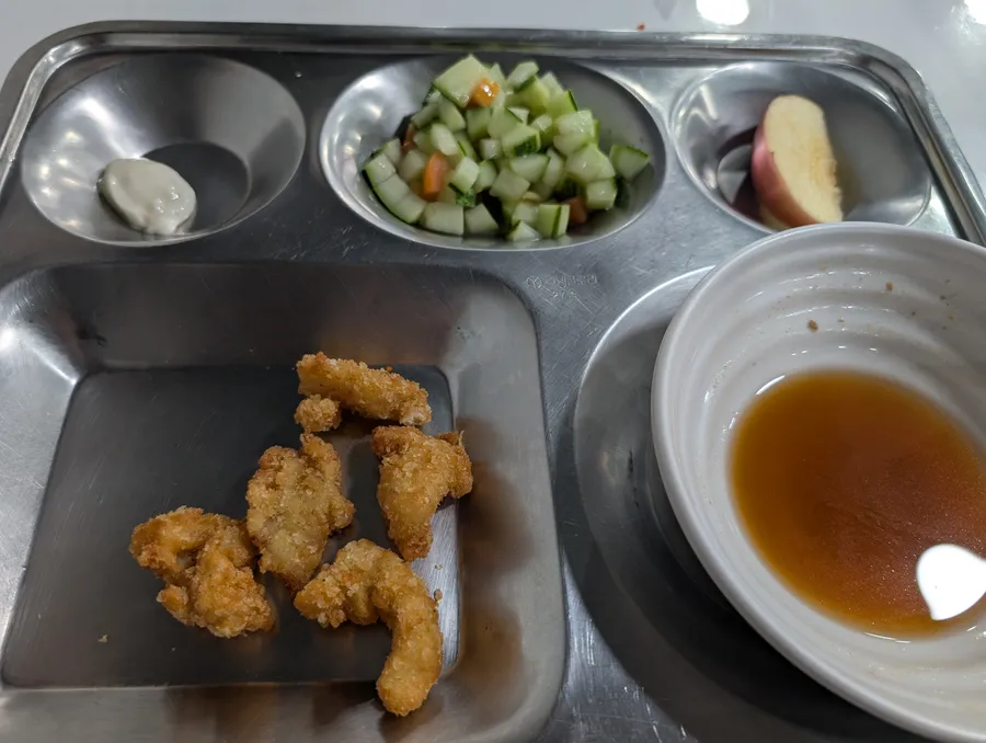 PIAの学食（PIA体験談）