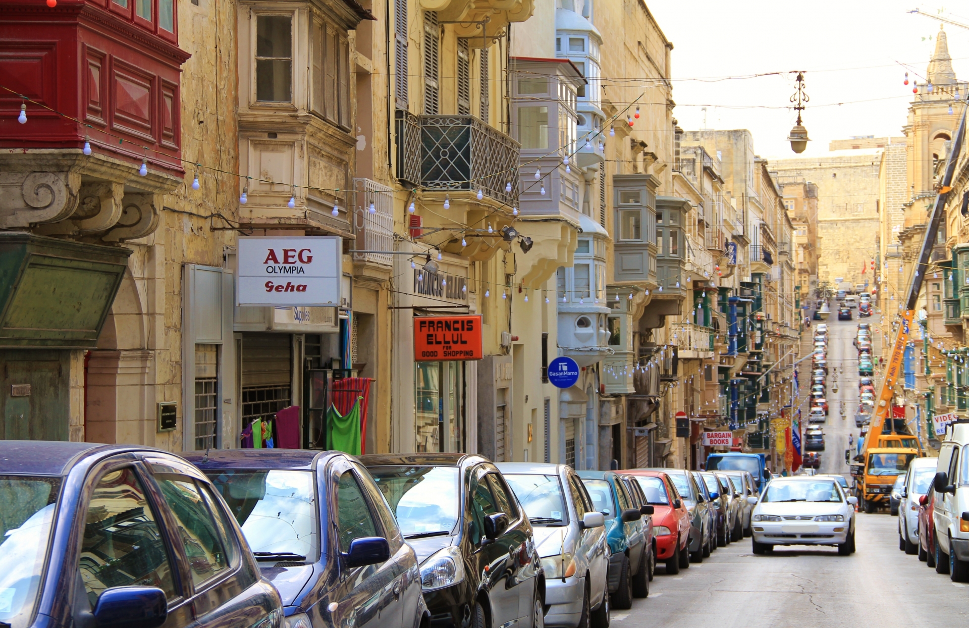 マルタのおすすめ買い物スポット | 旅行や留学で行くべき場所をご紹介