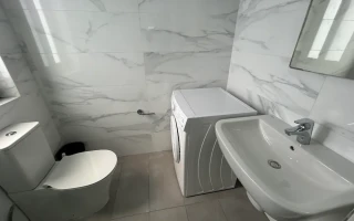 (European School of English_ヨーロピアンスクールオブイングリッシュ)洗濯機あり