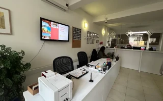 受付(BESL Malta / ベルスマルタ) 受付(BESL Malta / ベルスマルタ)