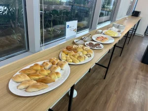 (First English/ファーストイングリッシュ) 朝の軽食