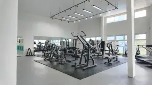 (PINES Main Campus/パインスメインキャンパス) フィットネスジム