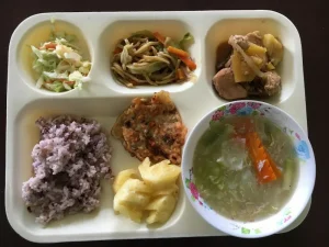 (WE ACADEMY ILOILO/ウィーアカデミー イロイロ) 食事