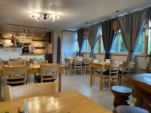 (WALES/ウェールズ)食堂