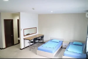 (EG Academy/イージーアカデミー) 4人部屋