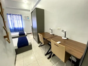 (GLOBAL LANGUAGE CEBU/グローバルランゲージセブ) 2人部屋 勉強机など