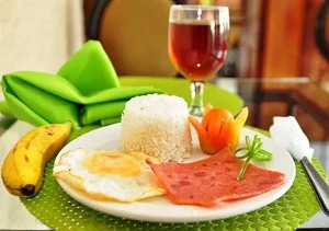 (Universe English/ユニバースイングリッシュ) Cebu R Hotel ご飯