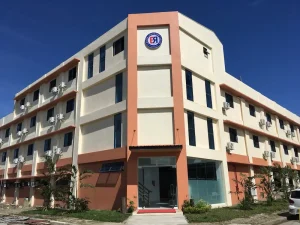 (E-ROOM/イールーム) 学校外観