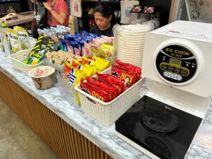 (CELLA Premium/セラプレミアム) 売店
