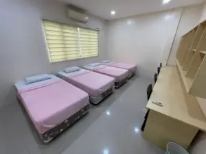 (CG Banilad/シージーバニラッド) 4人部屋2