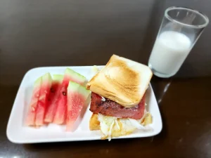 (BTES/ビーティーイーエス) 朝食(2)