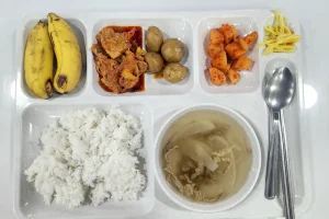 昼食(2) (PIA/ピーアイエー)