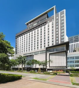 (QQ English IT Park/キューキューイングリッシュアイティパーク)ホテル：Seda Central Bloc Cebu
