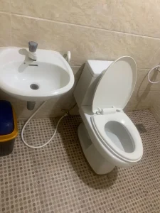 IMS Academy アイエムエスアカデミー 3人部屋 トイレ洗面台 3人部屋