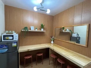 PINES Main_5人部屋solo_共有エリア