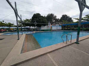 プール（SMEAG GLOBAL SCHOOL TARLAC／ターラック校）