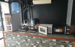 (WE ACADEMY ILOILO/ウィーアカデミー イロイロ) 共同キッチン