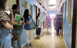 (CIP/シーアイピー) 授業廊下