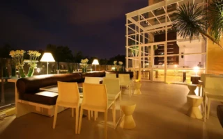 (Universe English/ユニバースイングリッシュ) Water Front Hotel テラス