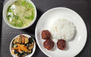 (BTES/ビーティーイーエス) お食事(2)