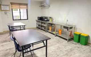 (HELP CLARK/ヘルプクラーク) 共同キッチン