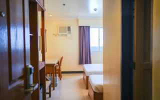 (Winning English Academy/ウィニングイングリッシュアカデミー)3人部屋/親子留学専用