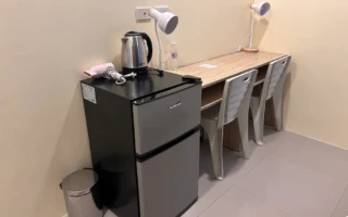 (Winning English Academy/ウィニングイングリッシュアカデミー)机・椅子