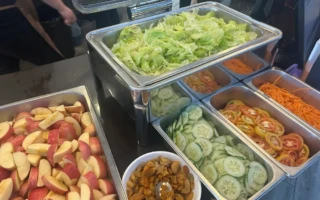 (QQ English IT Park/キューキューイングリッシュアイティパーク)サラダ/フルーツ