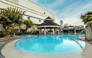 (QQ English IT Park/キューキューイングリッシュアイティパーク)提携プール