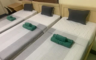 IMS Academy アイエムエスアカデミー 3人部屋 ベッド2台 3人部屋